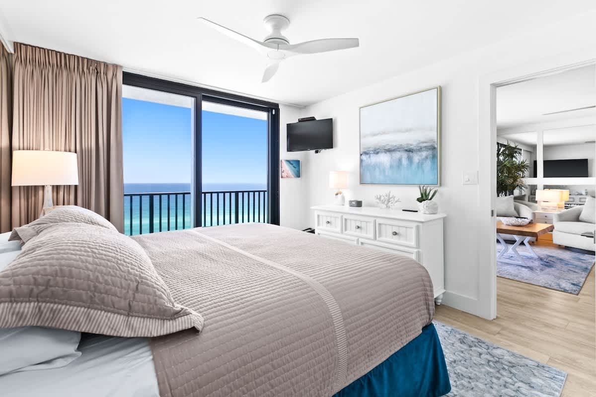 One Seagrove Place 1106 21