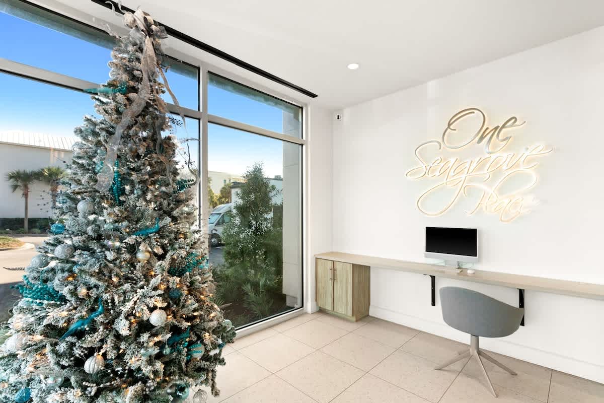 One Seagrove Place 1106 46