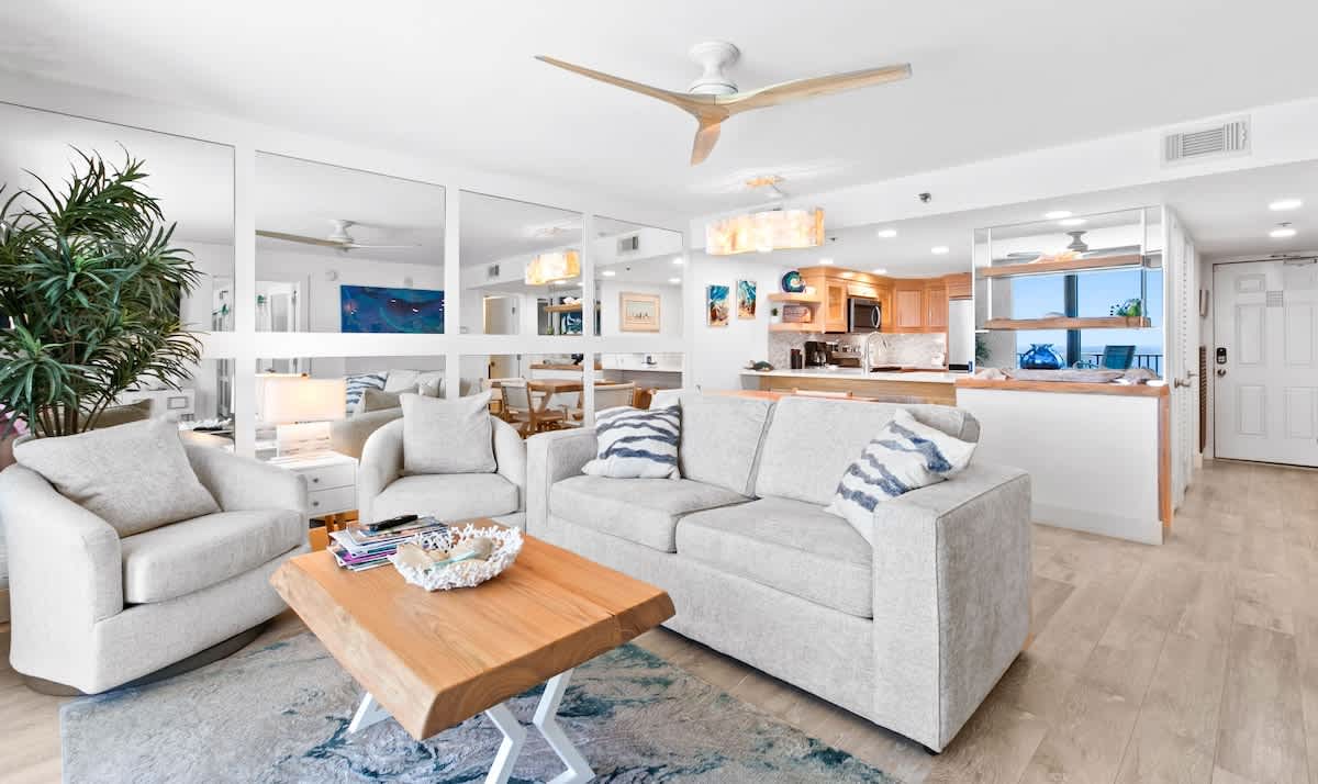 One Seagrove Place 1106 5