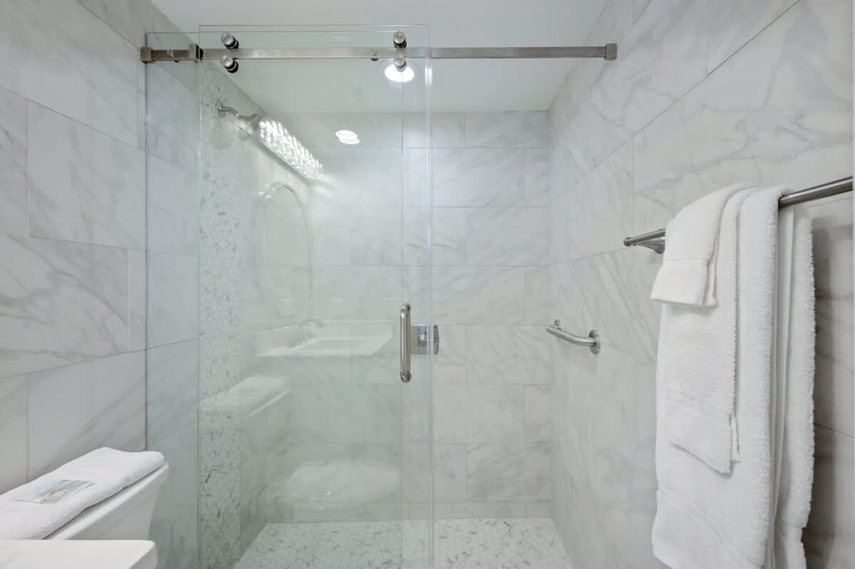 One Seagrove Place 1204 | Photo 17