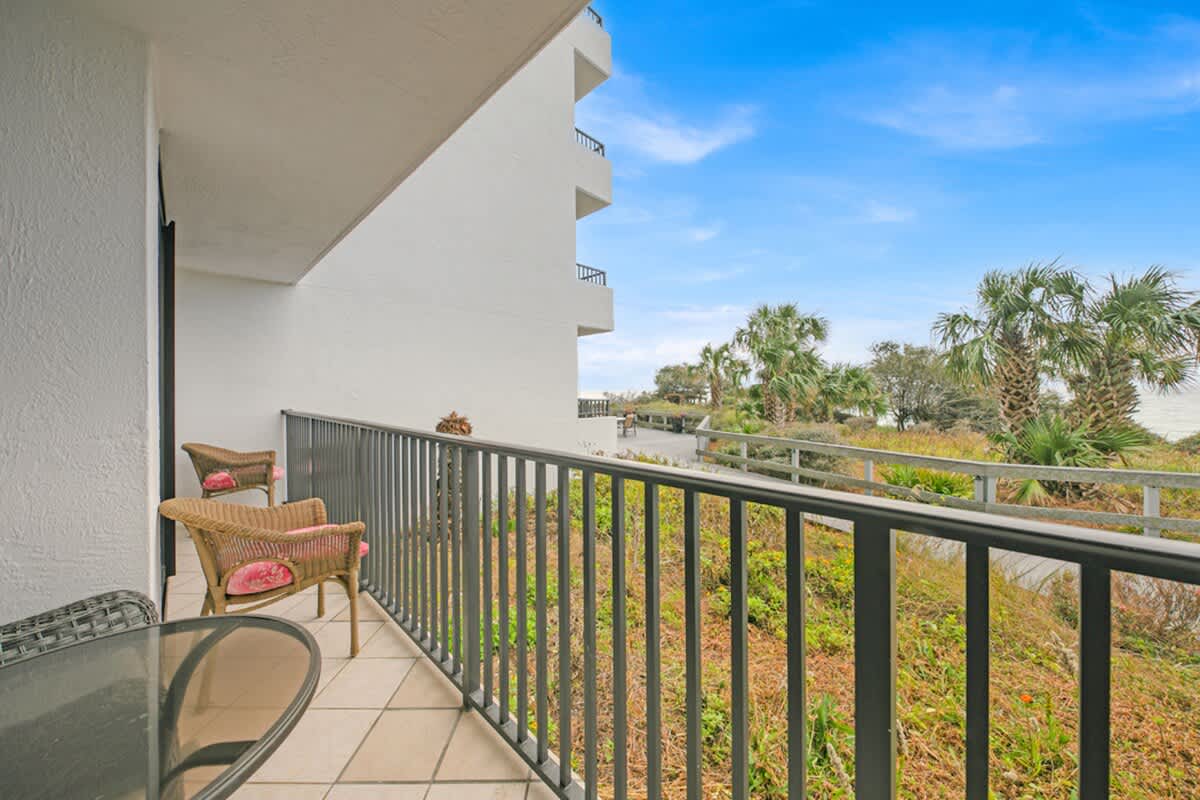 One Seagrove Place 0107 | Photo 25