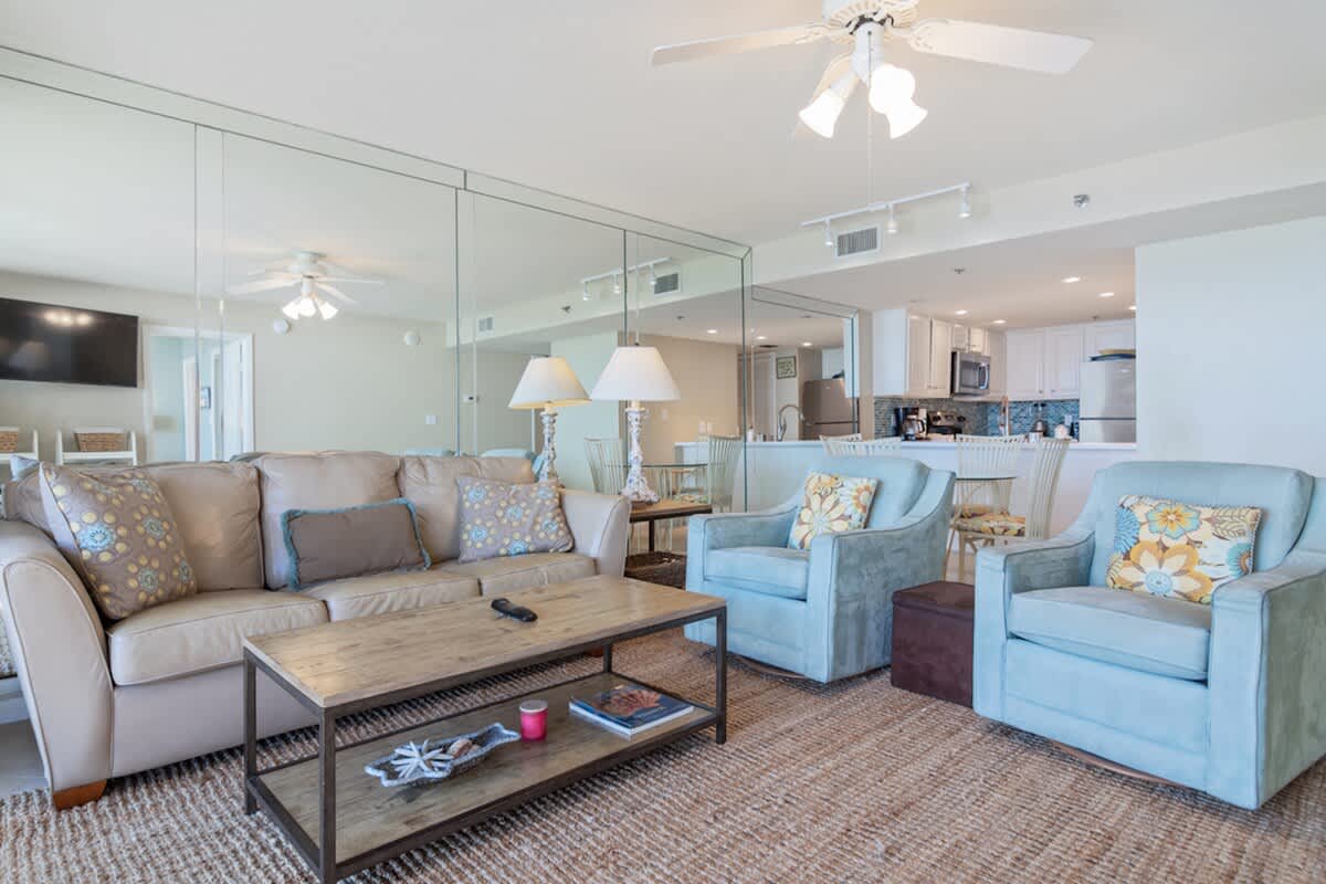 One Seagrove Place 0201 | Photo 6