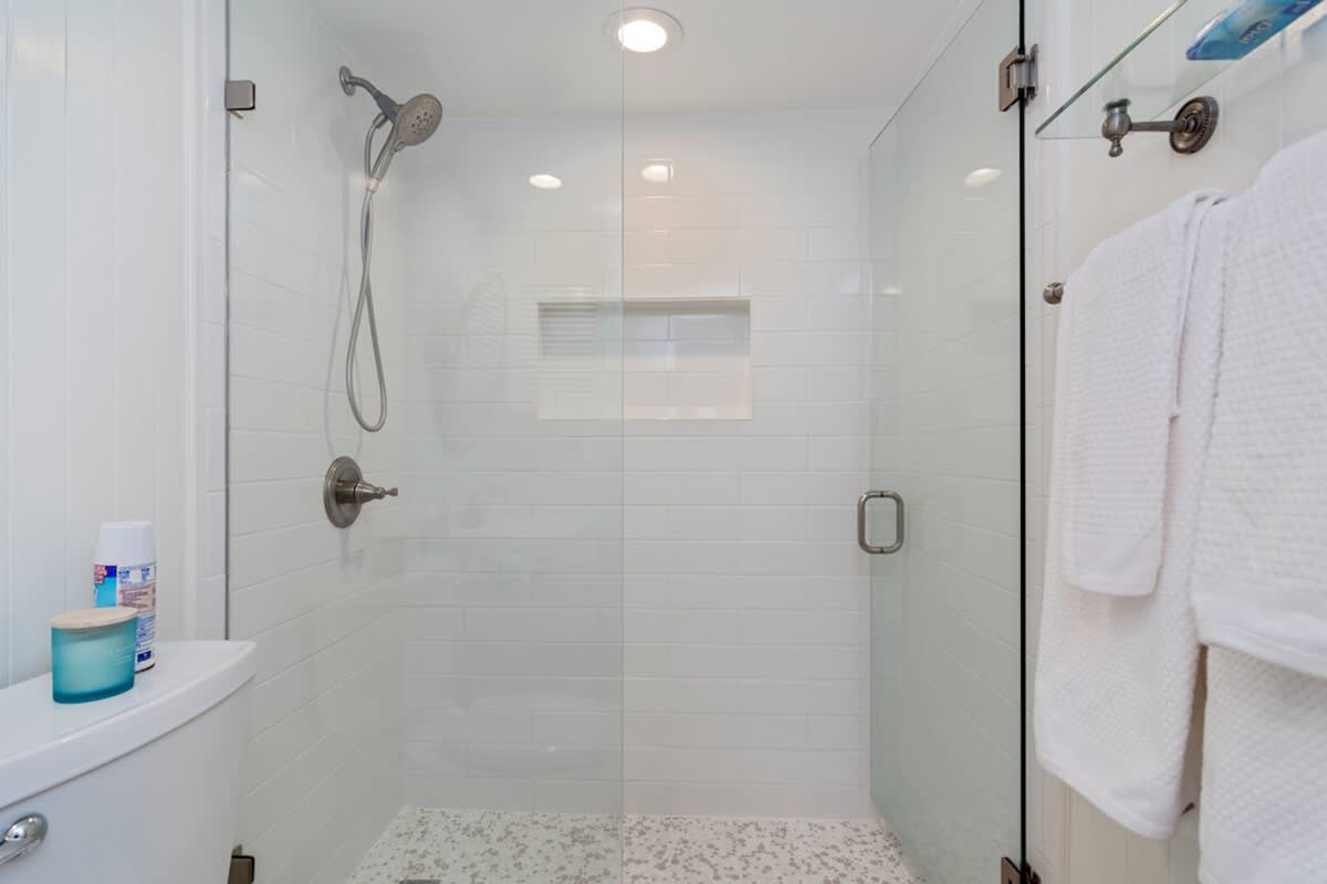 One Seagrove Place 0201 | Photo 27