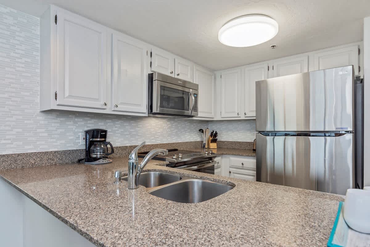 One Seagrove Place 0202 | Photo 11