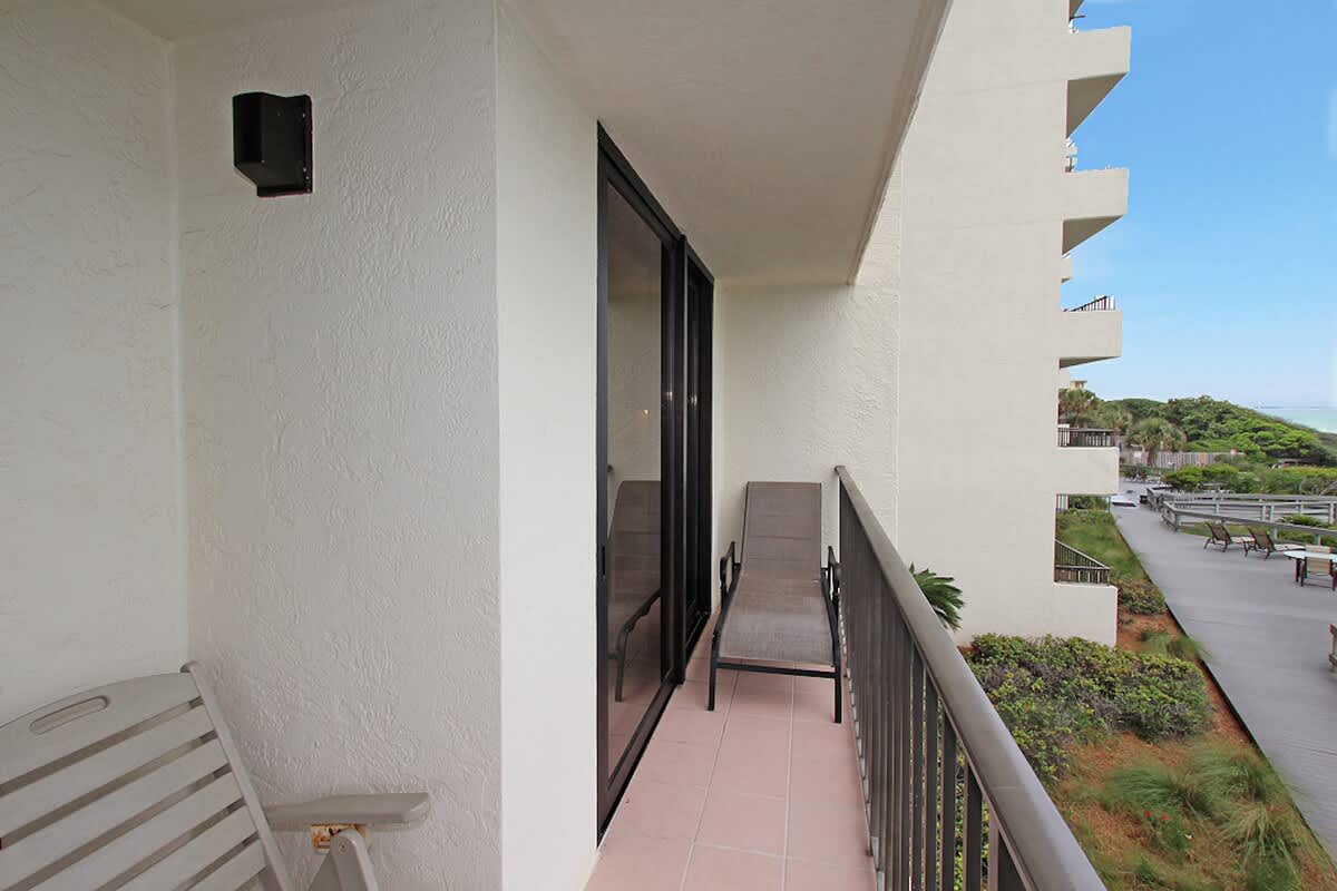 One Seagrove Place 0208 | Photo 27