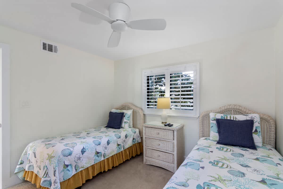One Seagrove Place 0208 | Photo 23