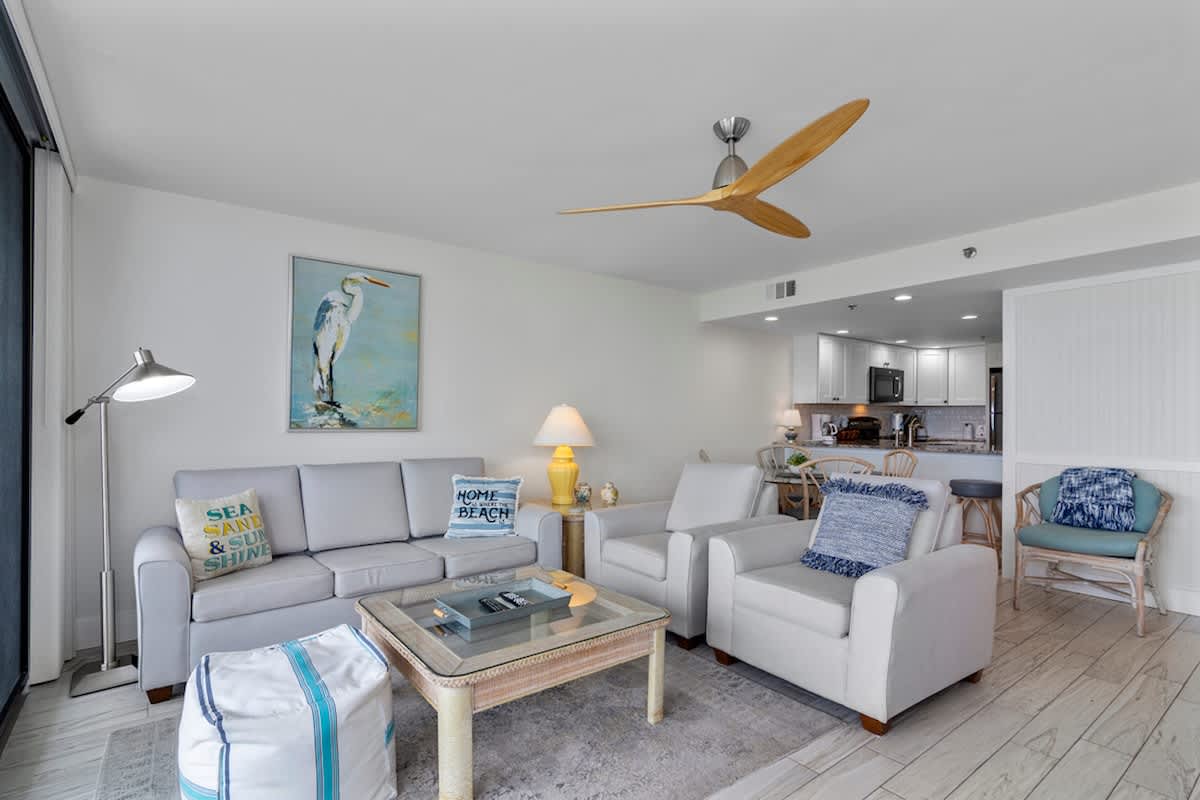 One Seagrove Place 0208 | Photo 5