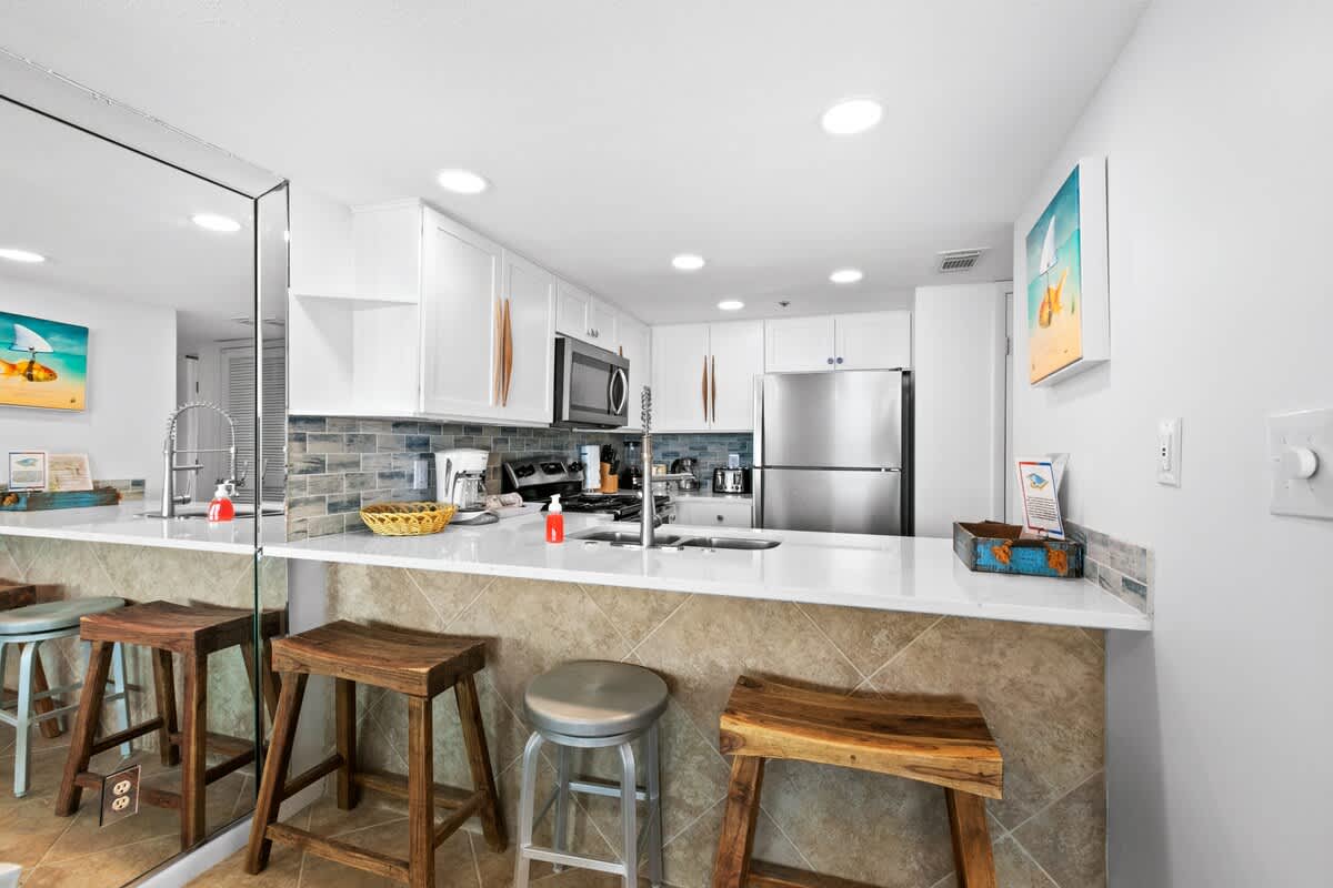 One Seagrove Place 0301 7