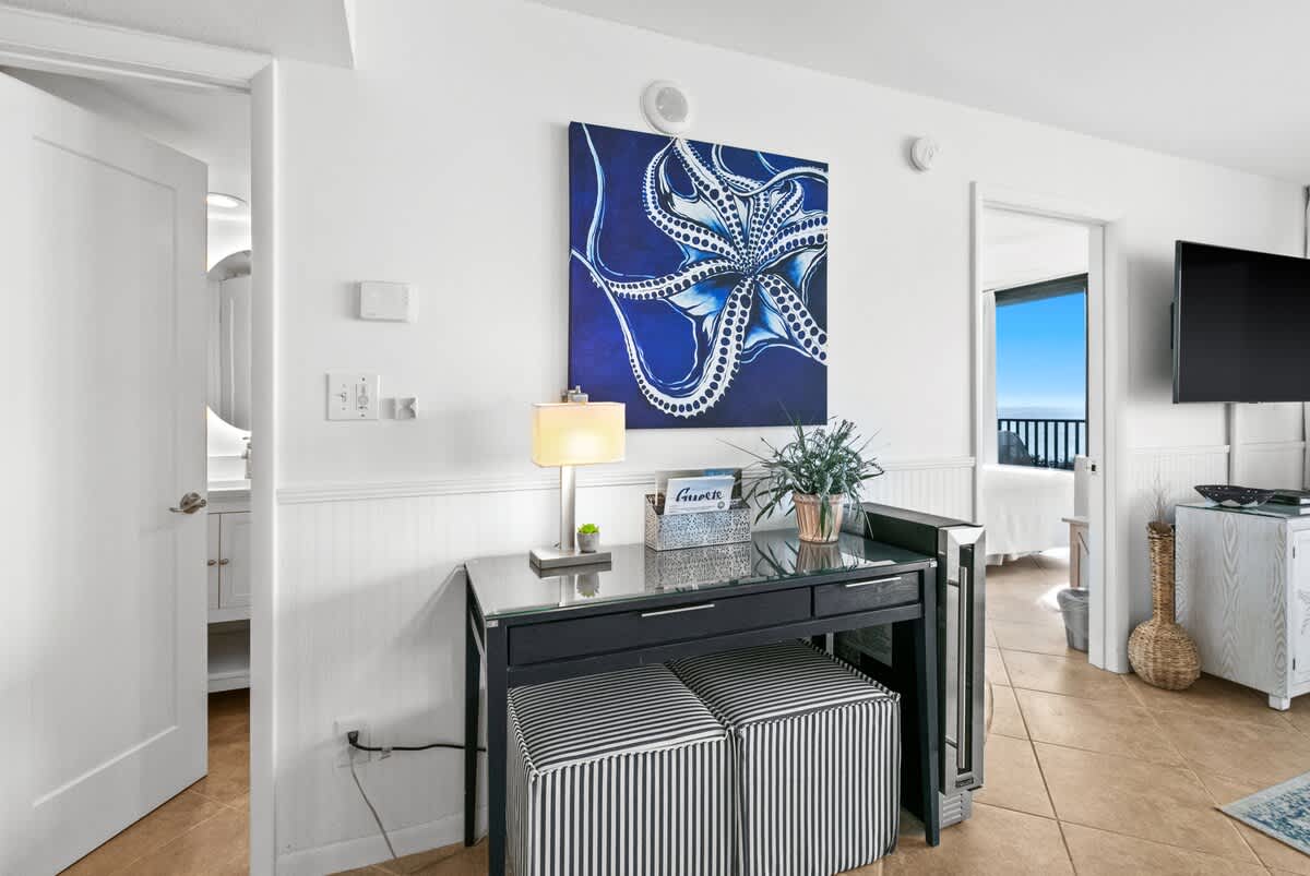 One Seagrove Place 0301 17