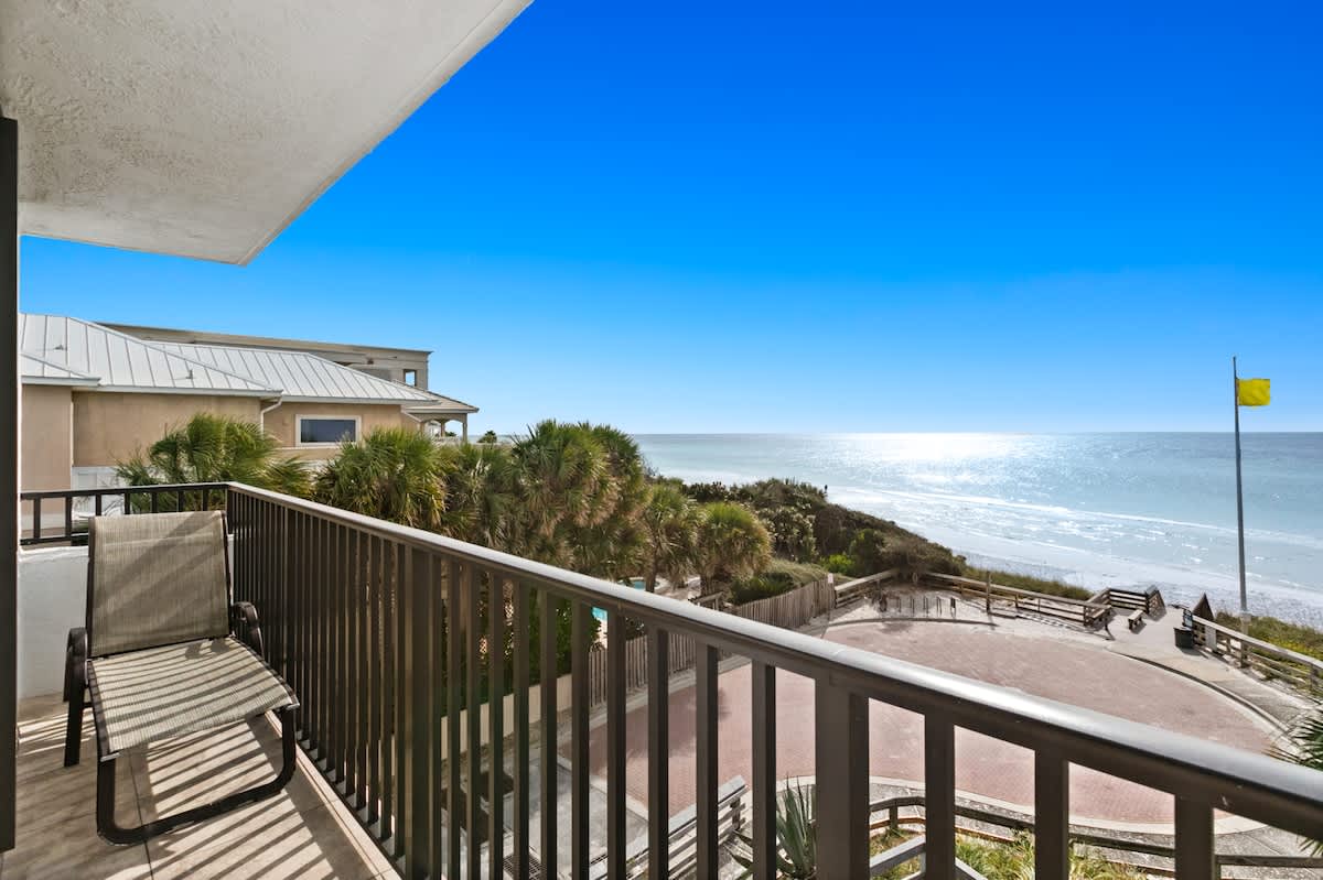 One Seagrove Place 0301 25