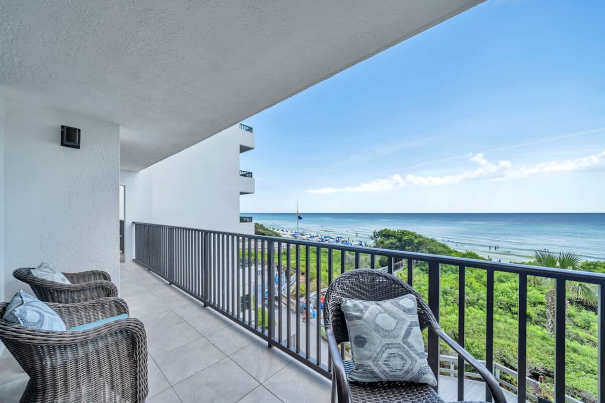 One Seagrove Place 0305 27