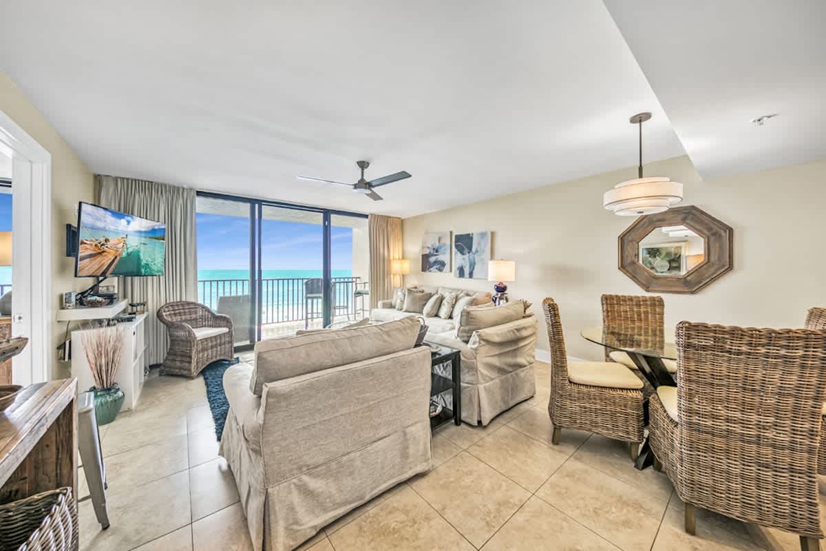 One Seagrove Place 0401 | Photo 5