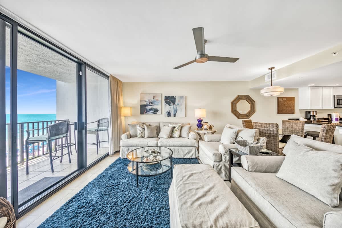 One Seagrove Place 0401 | Photo 3