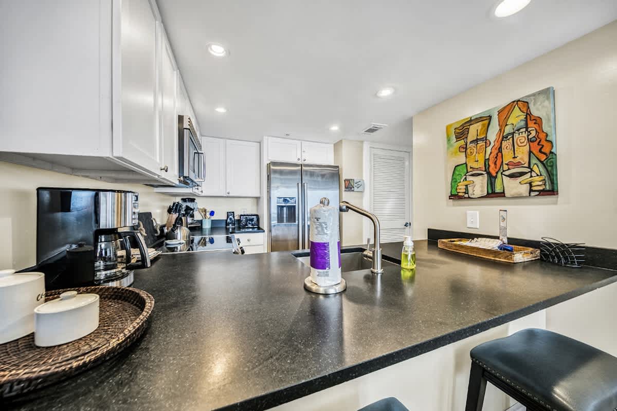 One Seagrove Place 0401 | Photo 13