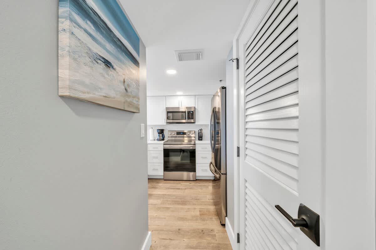 One Seagrove Place 0402 13