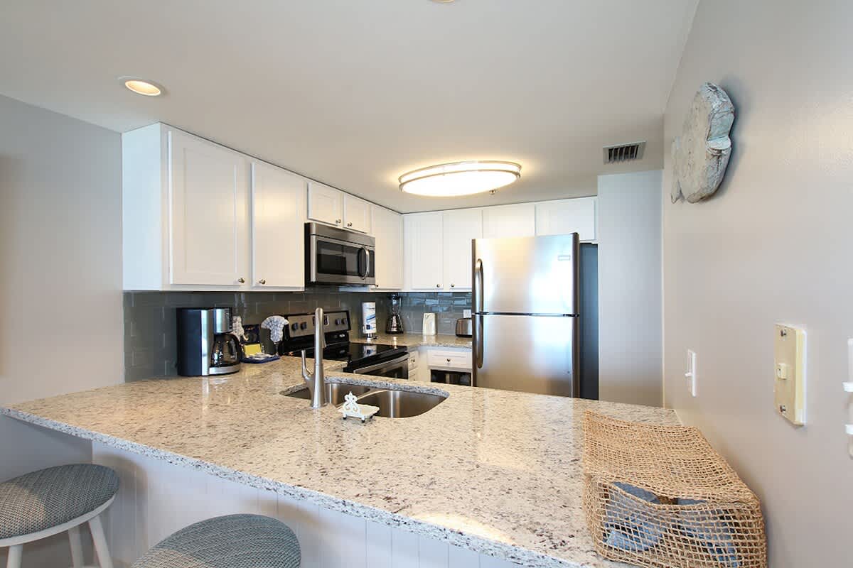 One Seagrove Place 0403 | Photo 12