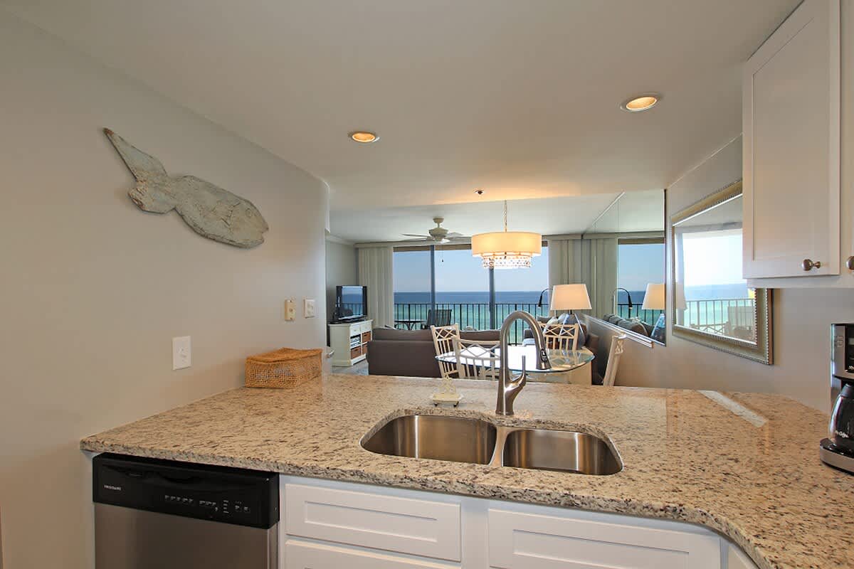 One Seagrove Place 0403 | Photo 11