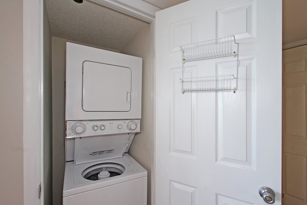 One Seagrove Place 0403 | Photo 23