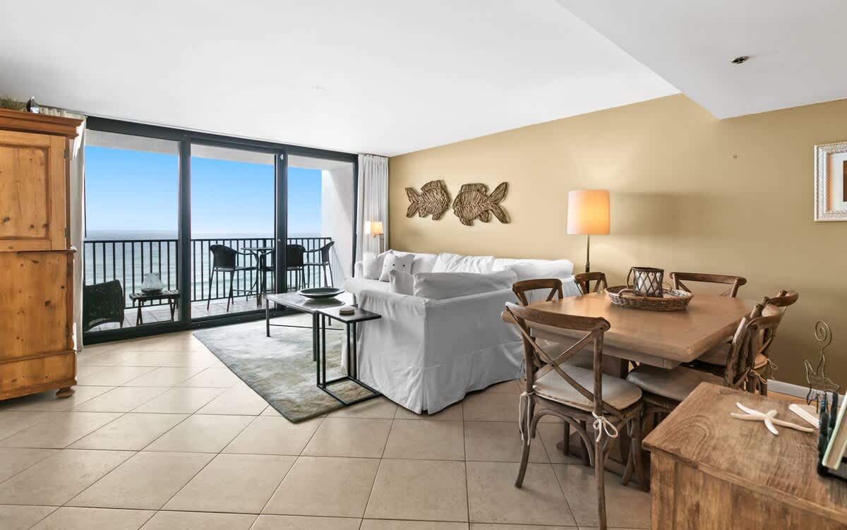 One Seagrove Place 0405 3