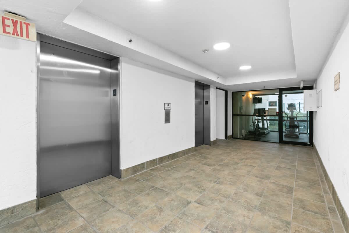 One Seagrove Place 0405 53