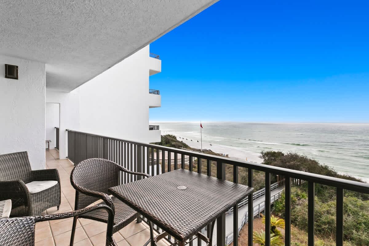 One Seagrove Place 0405 22