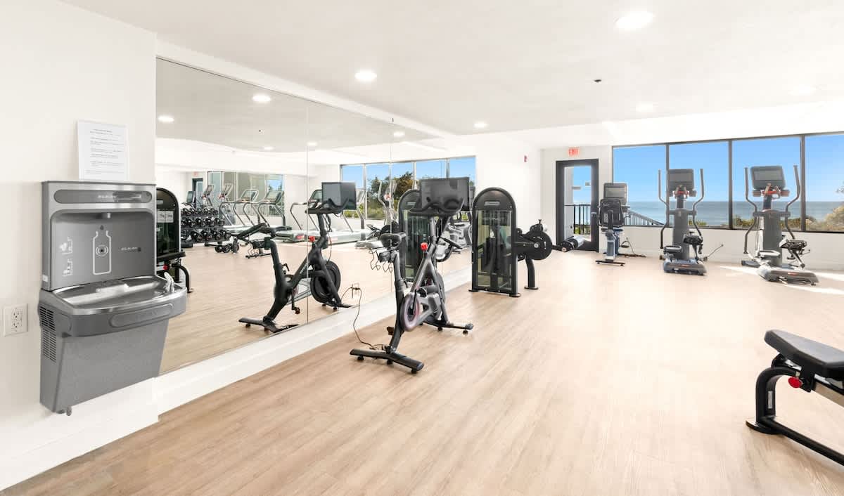 One Seagrove Place 0405 45