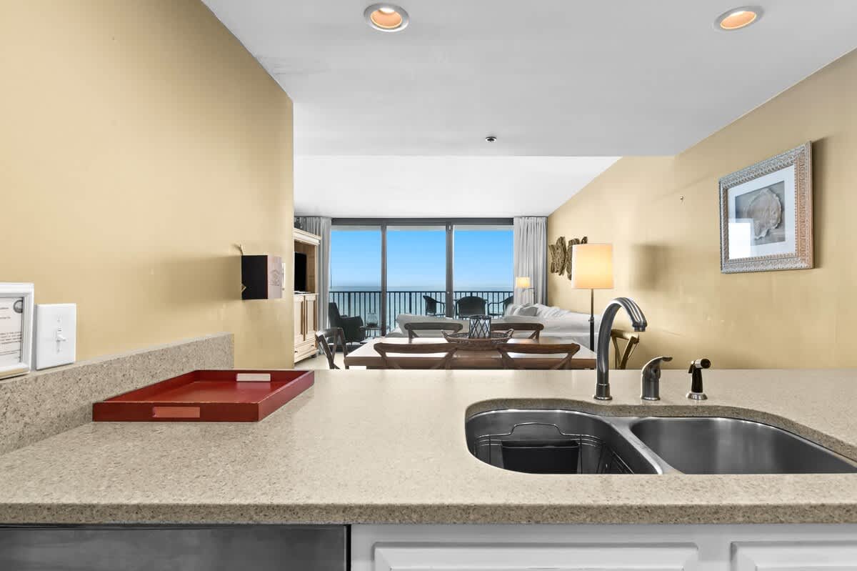 One Seagrove Place 0405 11