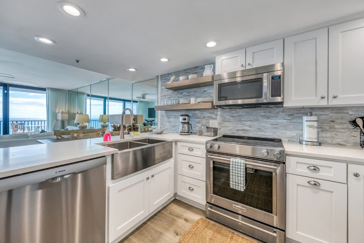 One Seagrove Place 0406 | Photo 13