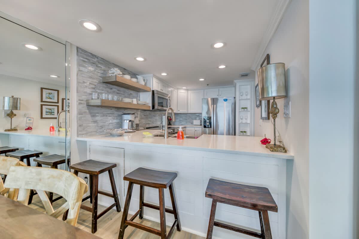 One Seagrove Place 0406 | Photo 12