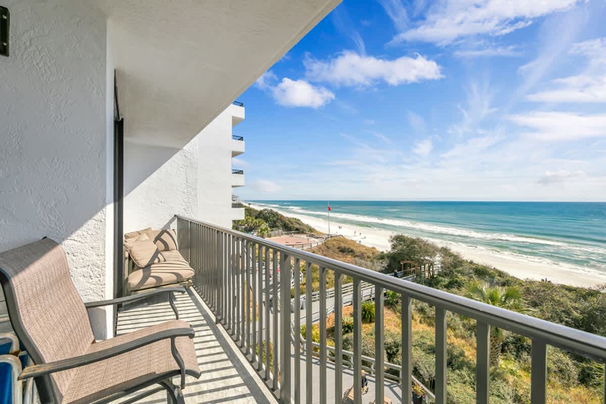 One Seagrove Place 0406 | Photo 26