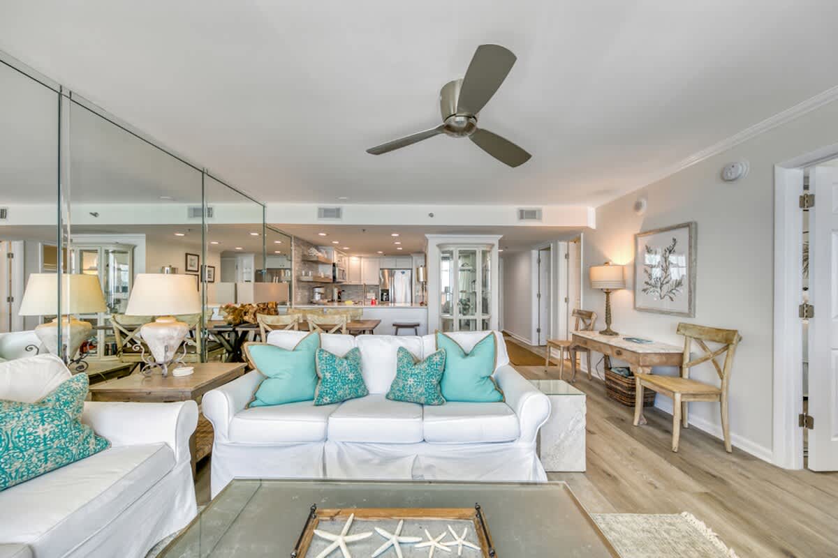 One Seagrove Place 0406 | Photo 7