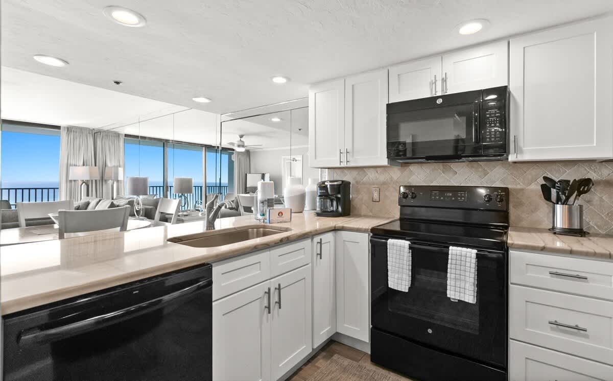 One Seagrove Place 0408 | Photo 10