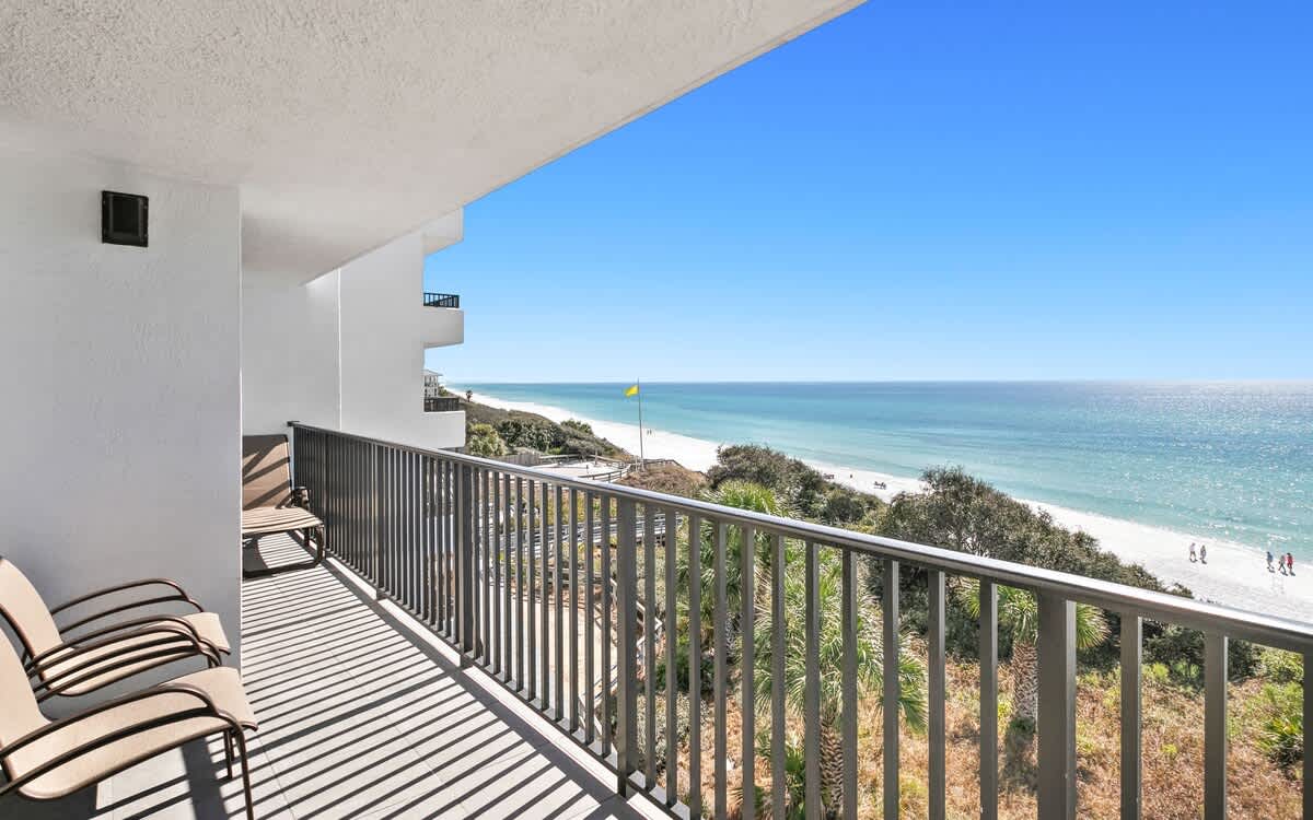 One Seagrove Place 0408 | Photo 59