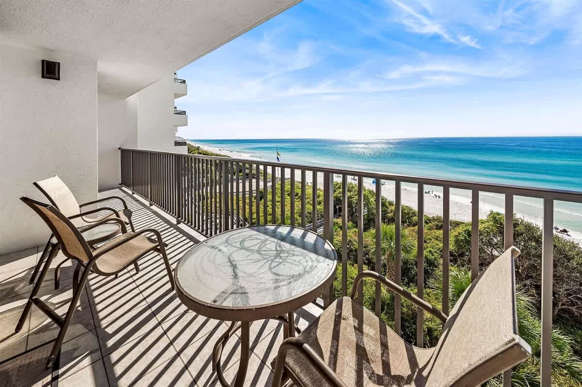 One Seagrove Place 0506 | Photo 23