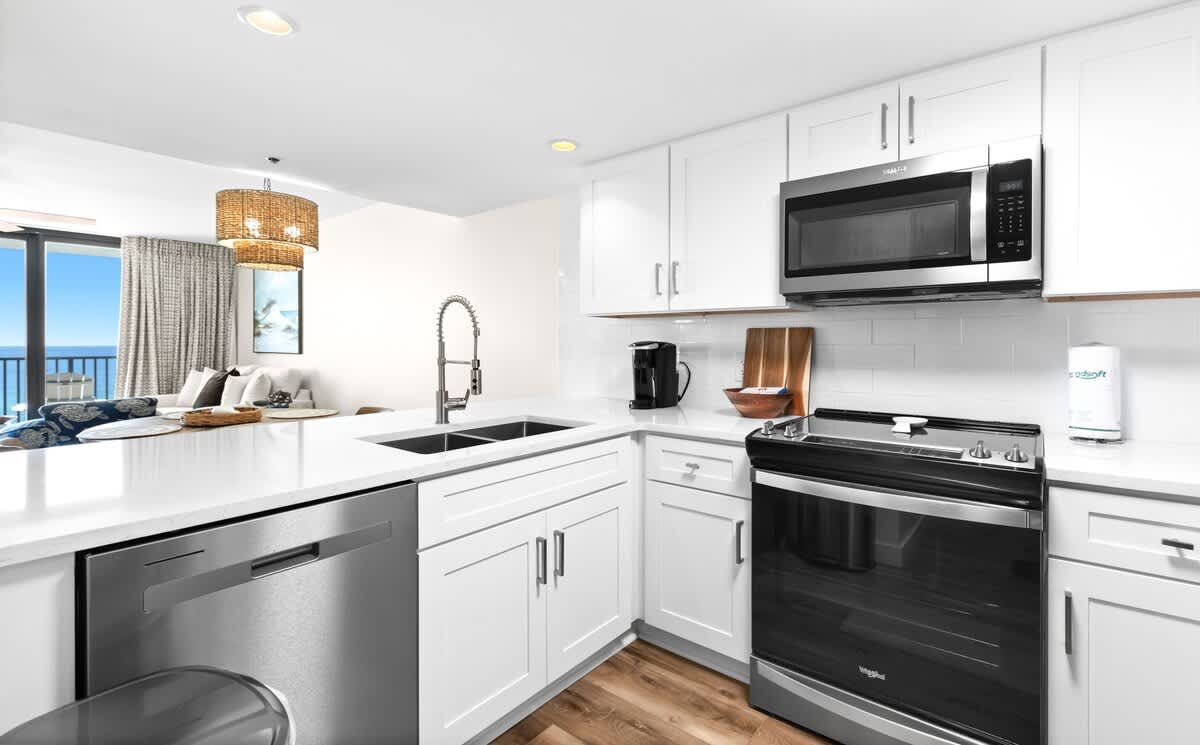 One Seagrove Place 0606 10