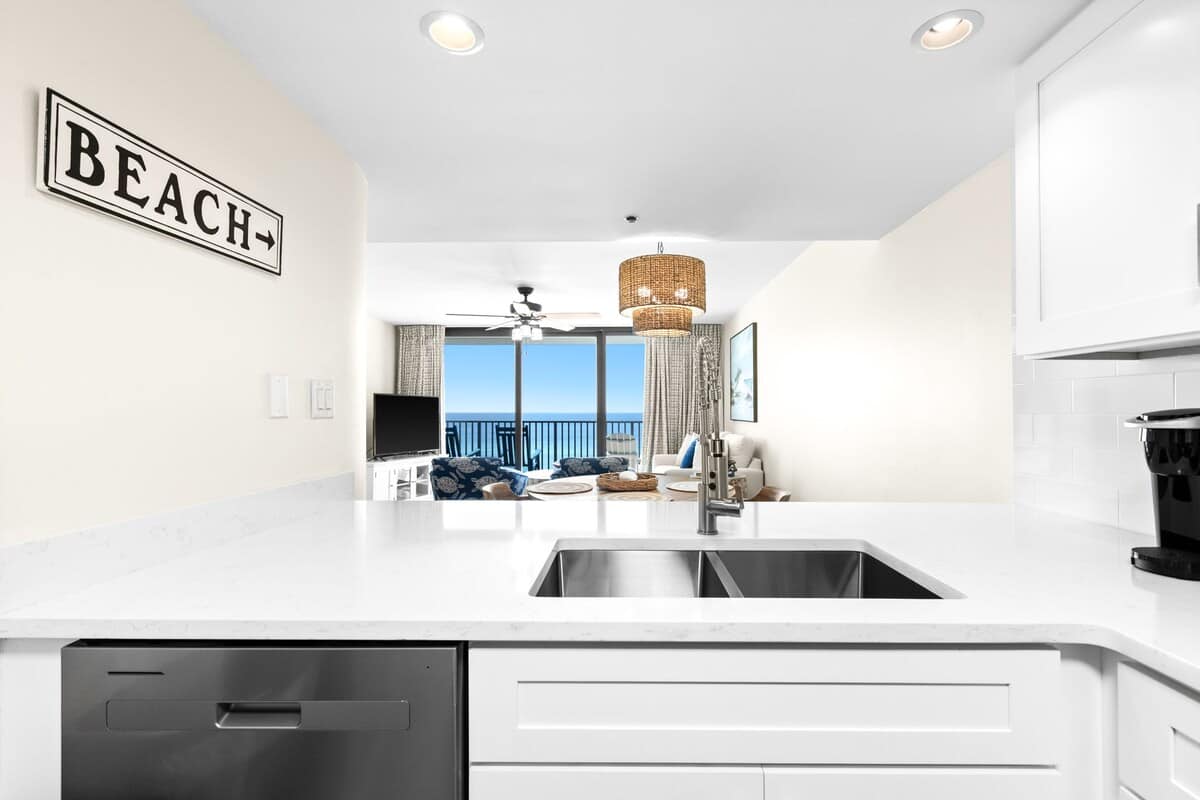 One Seagrove Place 0606 11