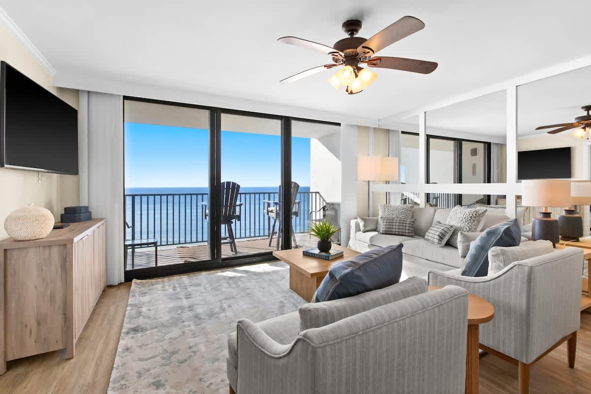 One Seagrove Place 0707 | Photo 3