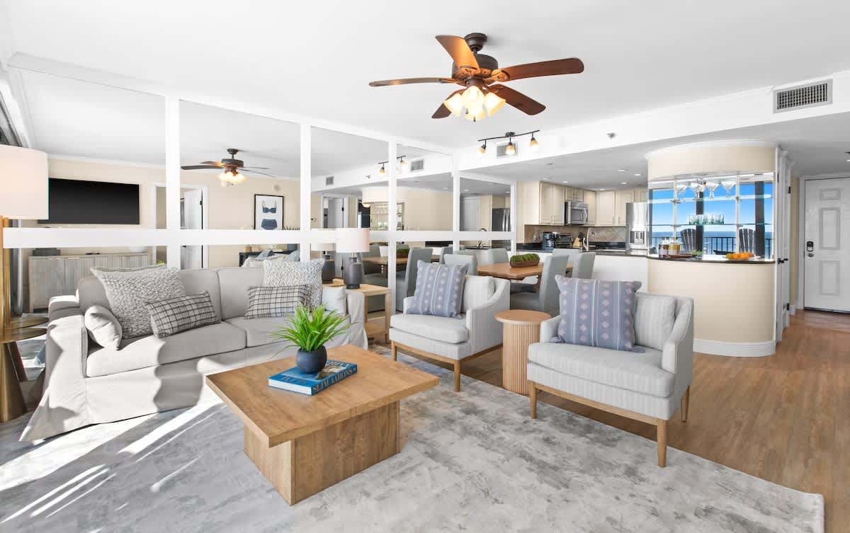 One Seagrove Place 0707 | Photo 7