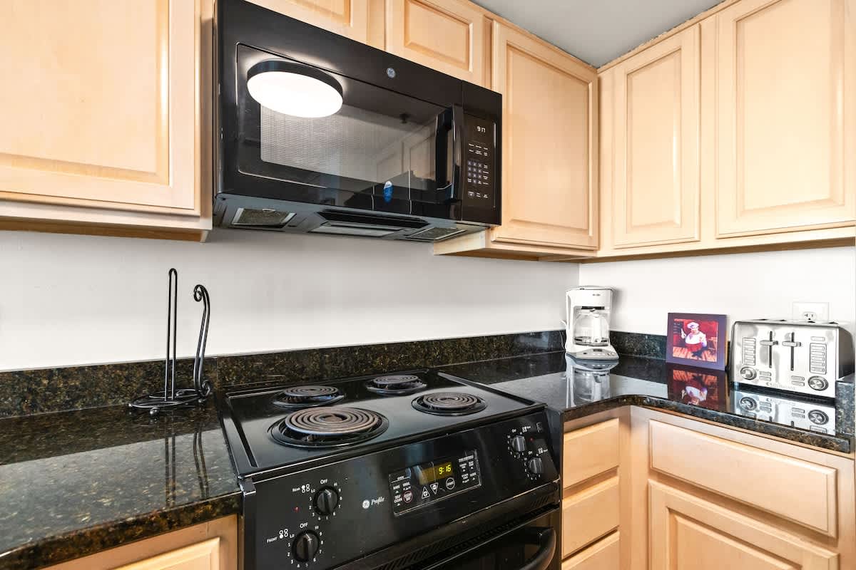 One Seagrove Place 0808 16