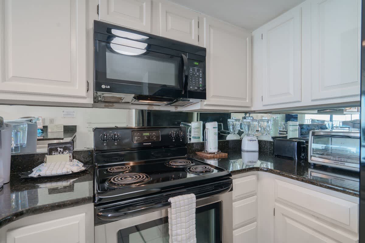 One Seagrove Place 1208 16