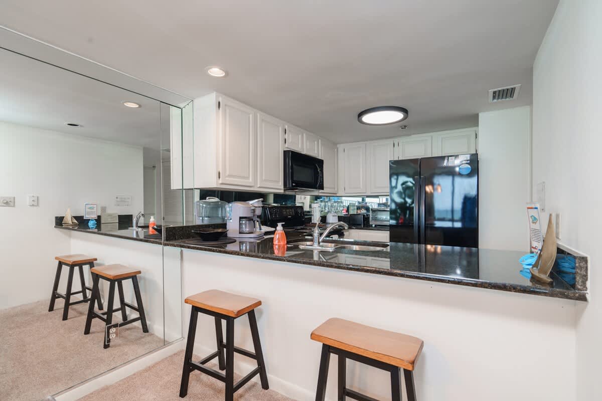 One Seagrove Place 1208 15