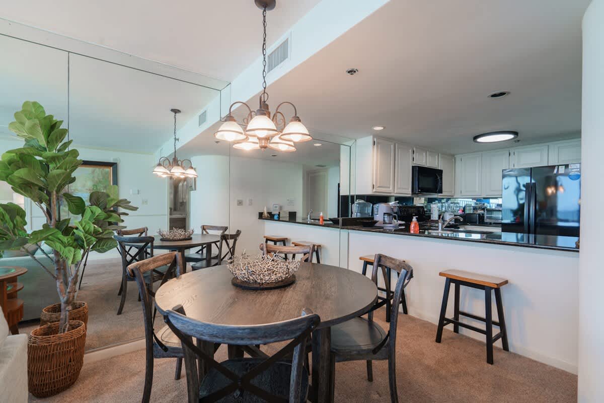 One Seagrove Place 1208 13