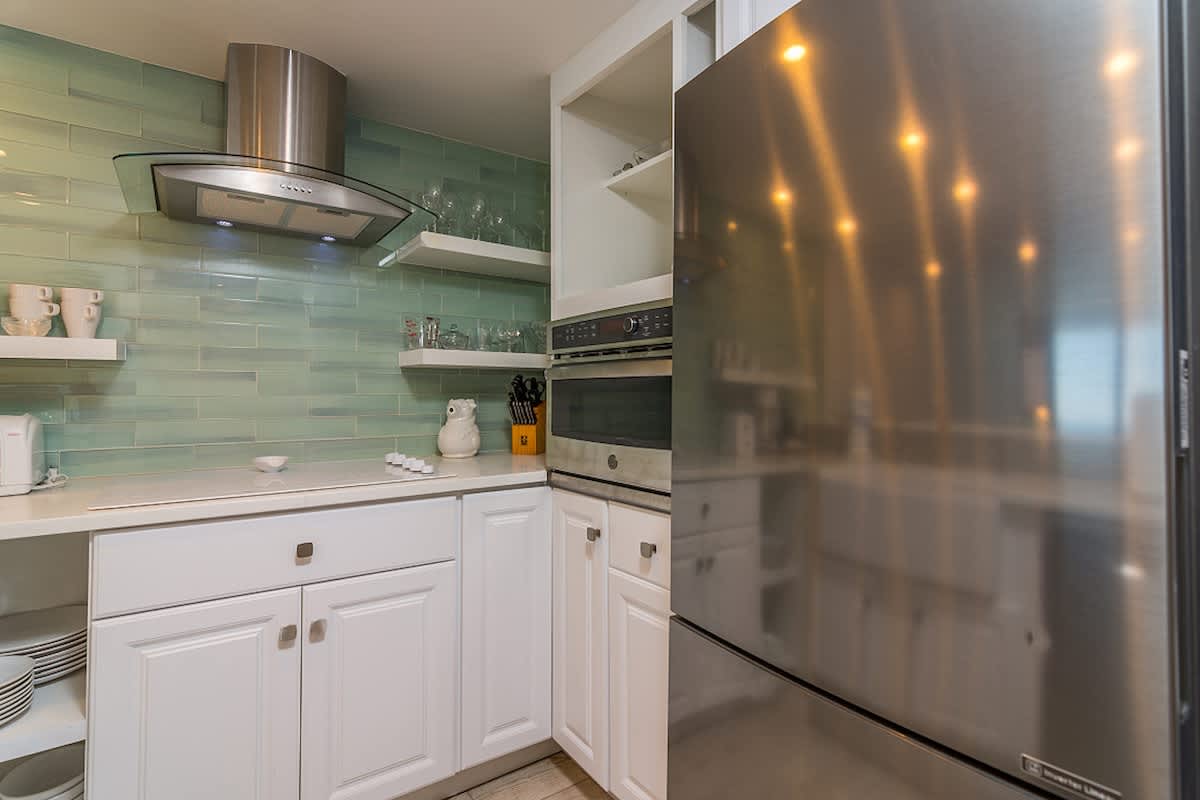 One Seagrove Place 1302 | Photo 15