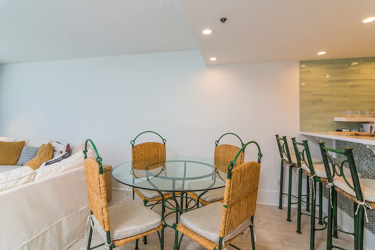 One Seagrove Place 1302 | Photo 8