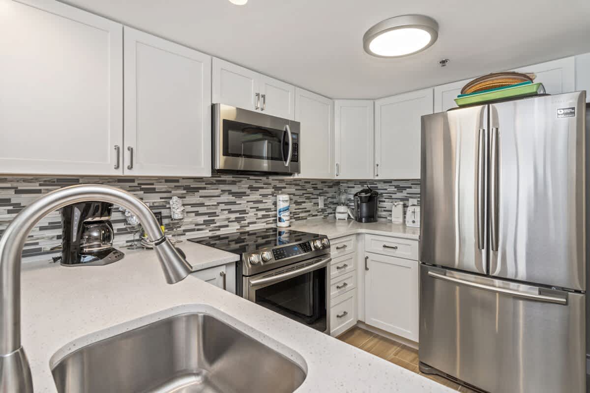 One Seagrove Place 1303 | Photo 12