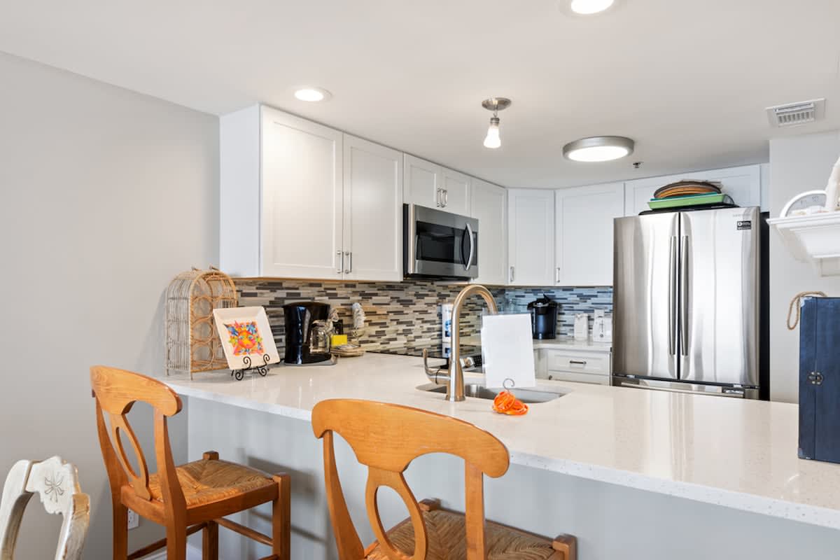 One Seagrove Place 1303 | Photo 10