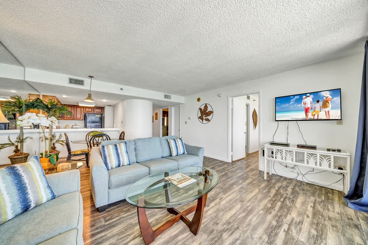 One Seagrove Place 1306 4