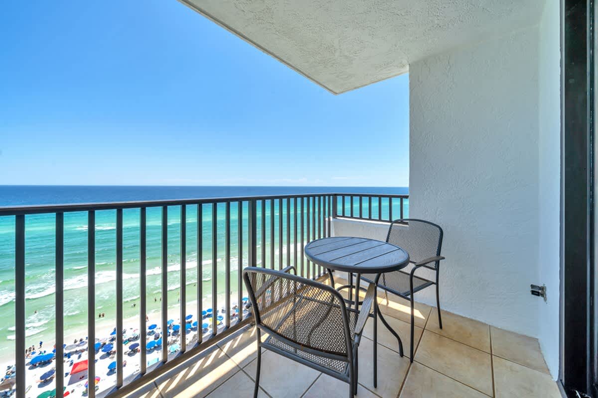 One Seagrove Place 1306 10