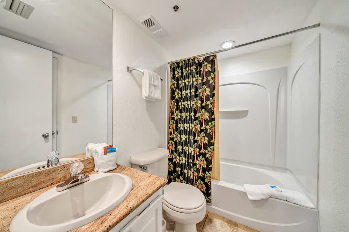 One Seagrove Place 1306 19