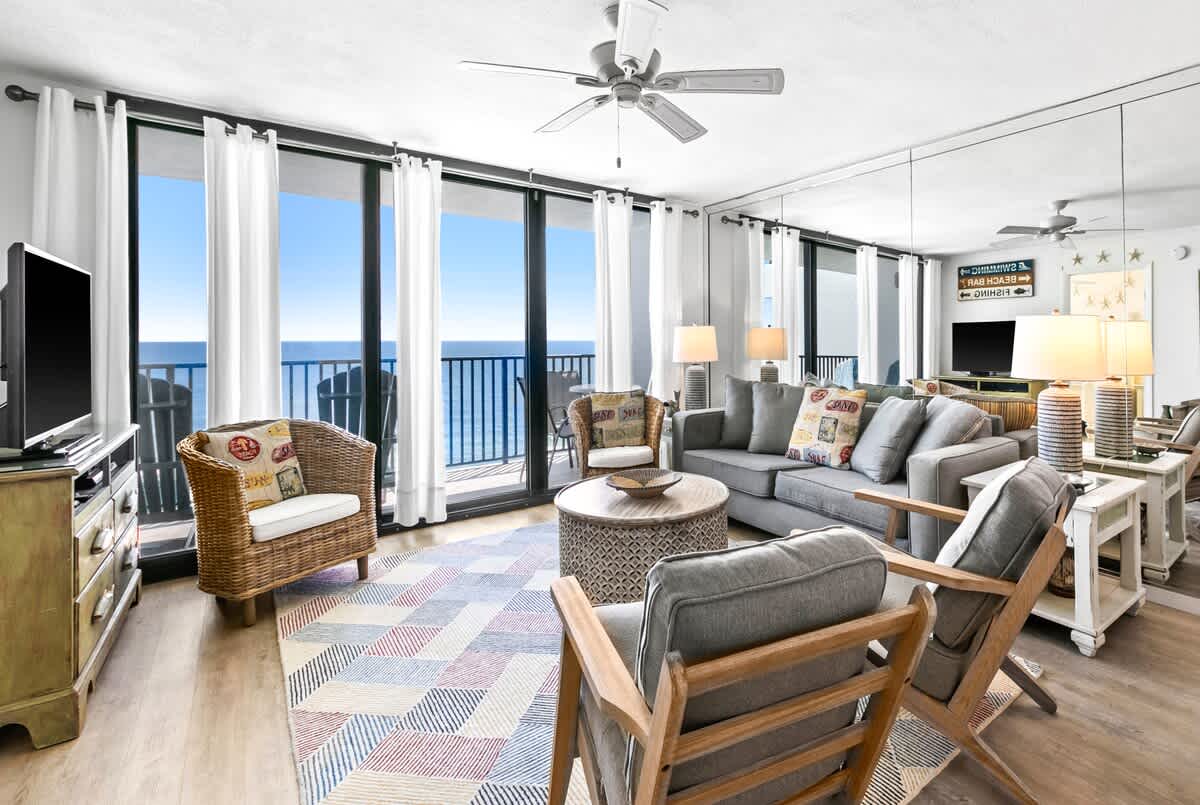 One Seagrove Place 1407 | Photo 4